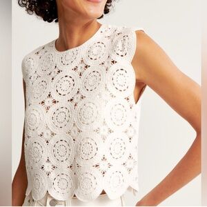 Abercrombie & Fitch Crochet Sleeveless Top. Size M.